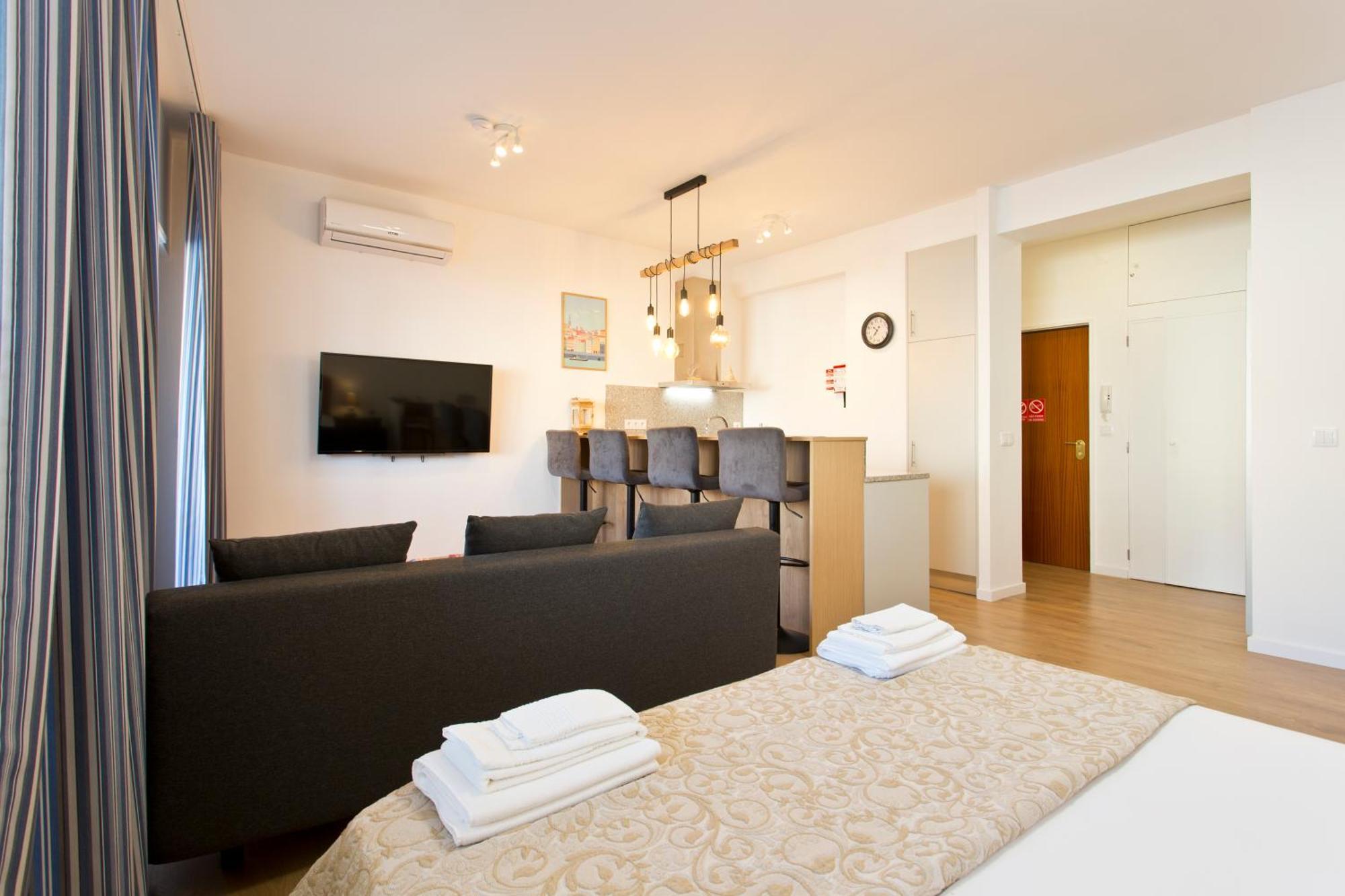 Casa Roberto - Studio Apartment, Lift, Ac, Car Parking - Extra ปอร์โต ภายนอก รูปภาพ